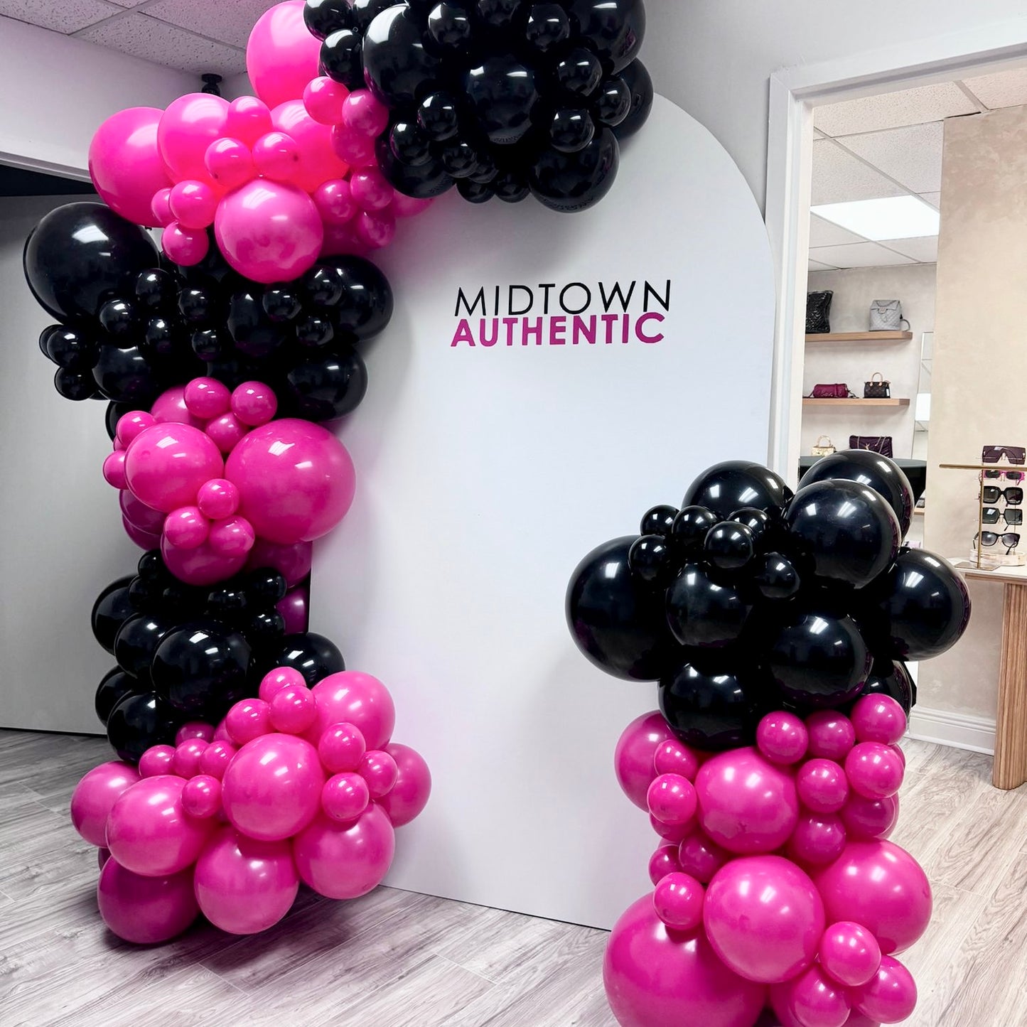 Arch panel backdrop with garland Rental