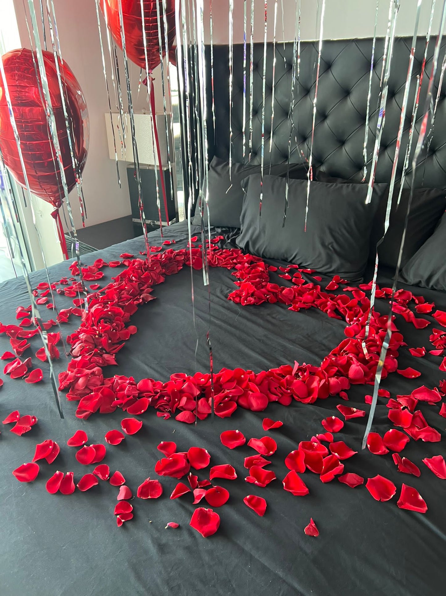 Room Decoration "I Love U" edition