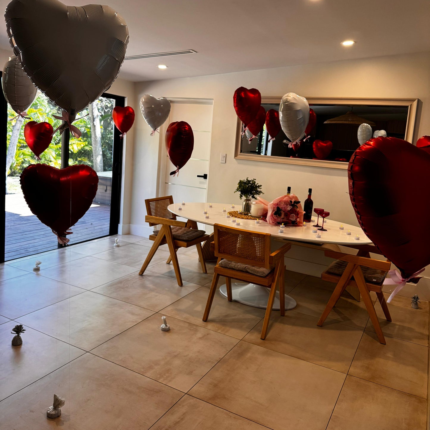 Crazy In Love Suite Decor Package
