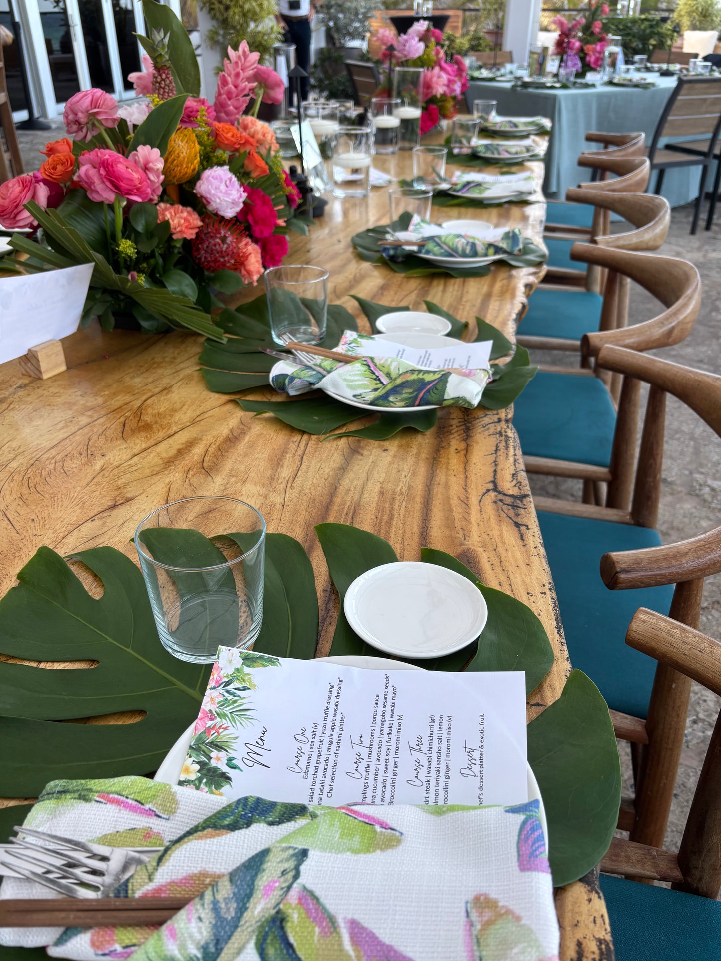 Tropical Floral Arrangement (Assorted)